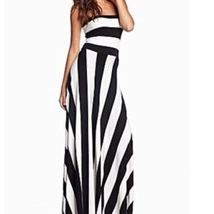 Elon Black and White Striped Maxi Dress